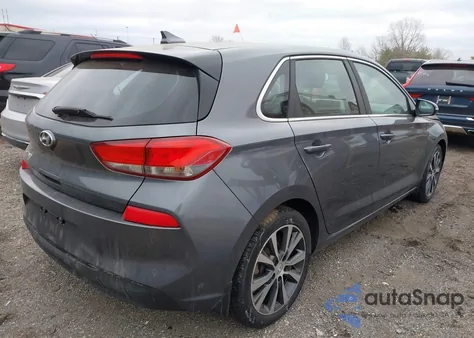 2018 Hyundai Elantra Gt z USA, uszkodzony, nr VIN KMHH35LE0JU016087